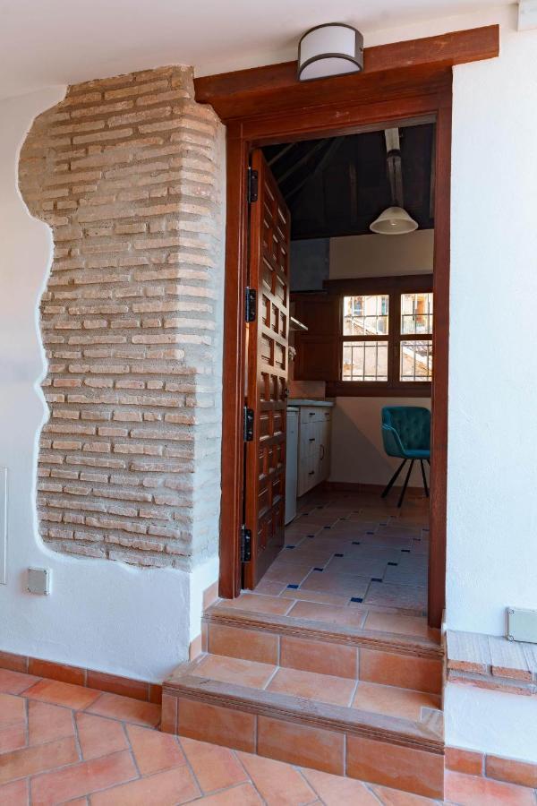 Suites Casa De Las Columnas Granada Kültér fotó