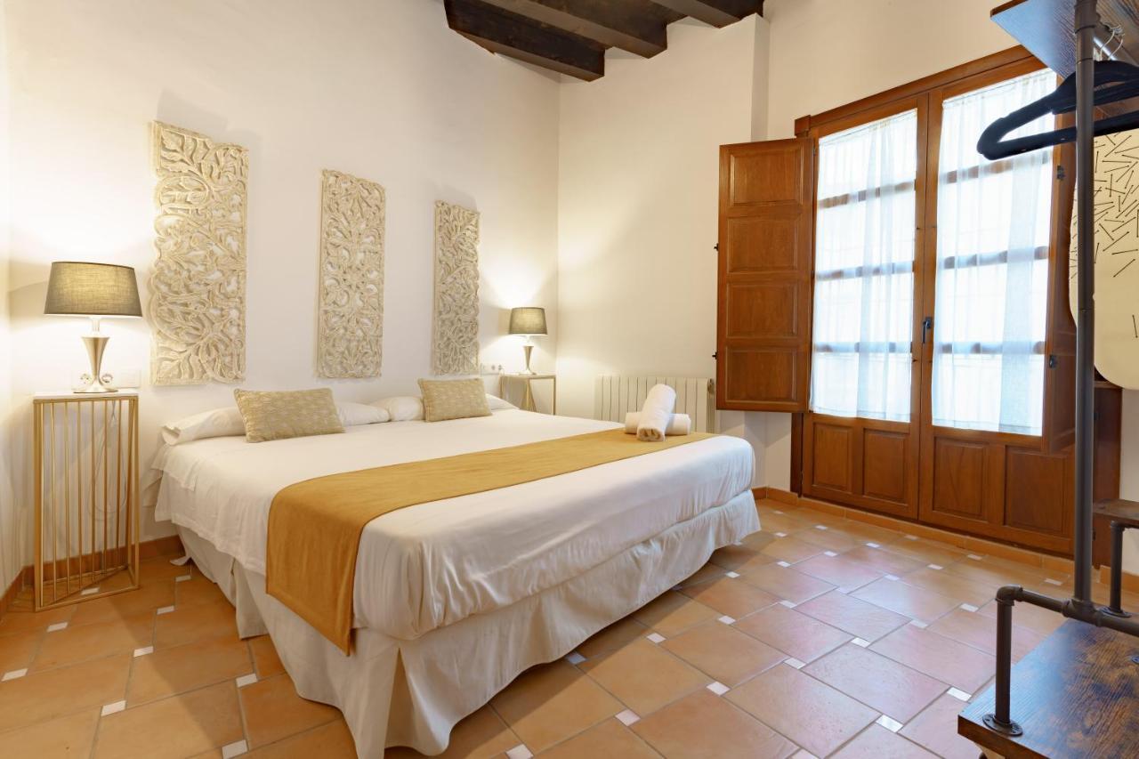 Suites Casa De Las Columnas Granada Kültér fotó