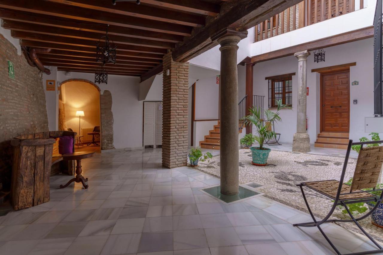 Suites Casa De Las Columnas Granada Kültér fotó
