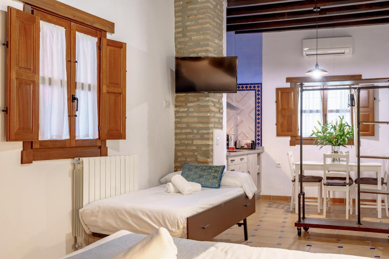 Suites Casa De Las Columnas Granada Kültér fotó
